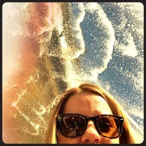 Meet your Posher, Lacey